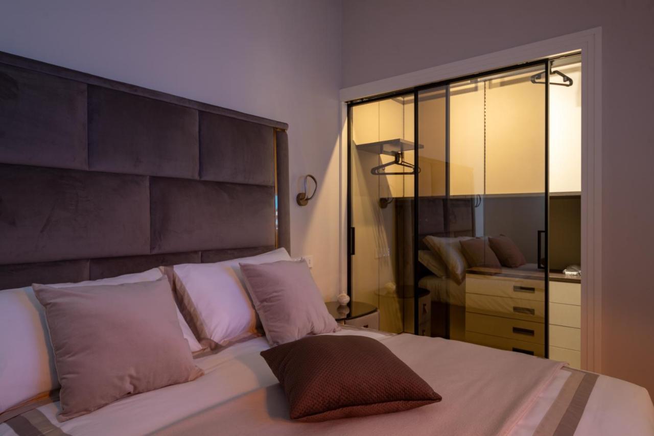 Domina-Boutique Apartment Napoli Eksteriør billede